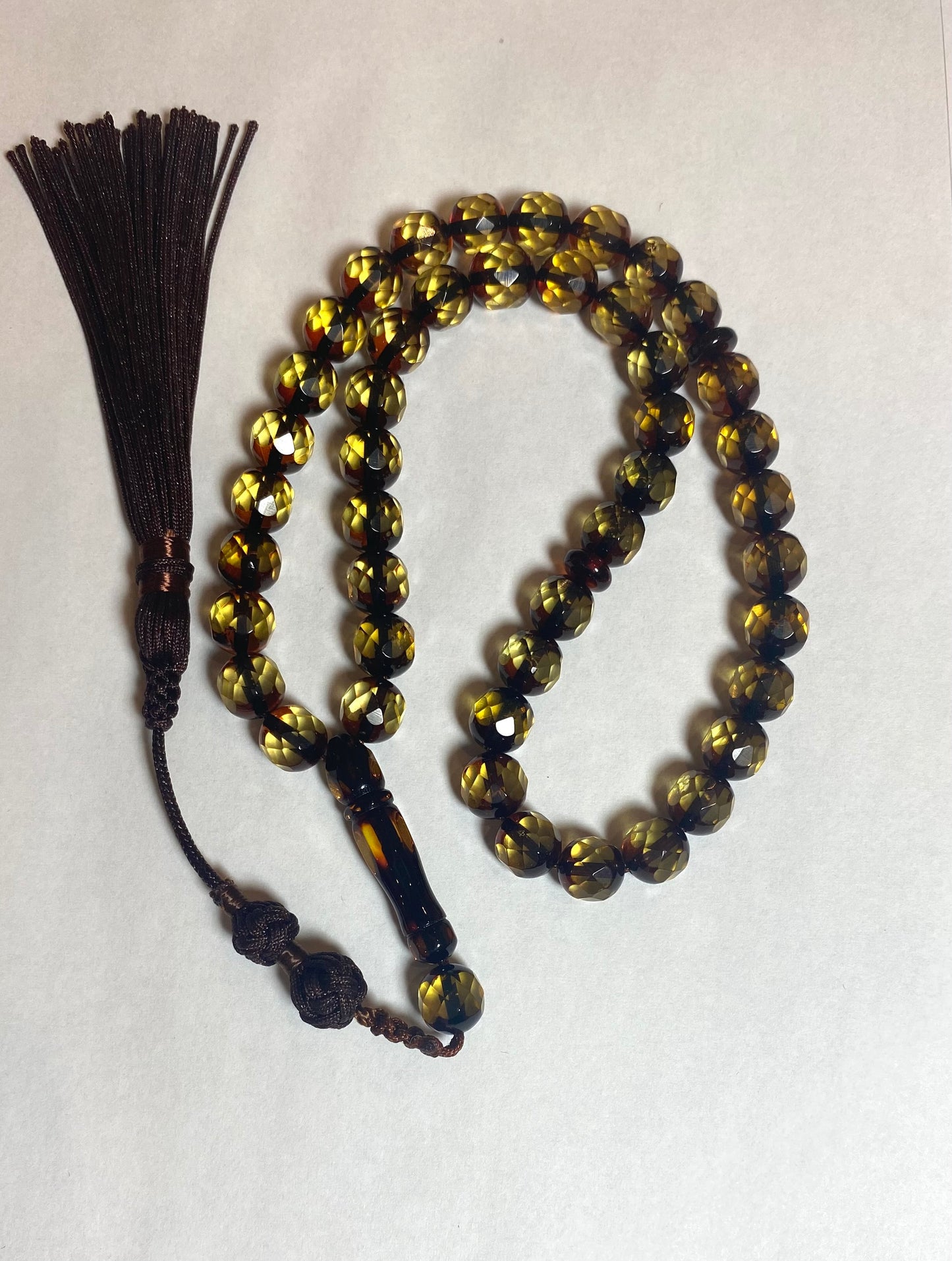 45 kulor brunaktig radband