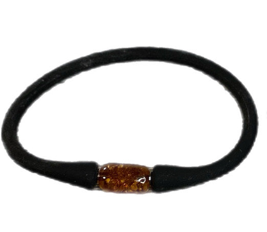 gummi armband med bärnsten